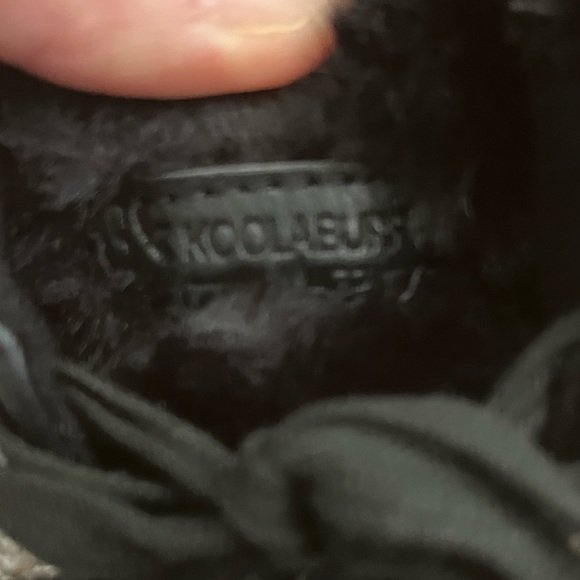 NWOT Koolaburra by UGG Women's Sundell Fuzz Chukka - Black - Size 8 - Picture 11 of 14